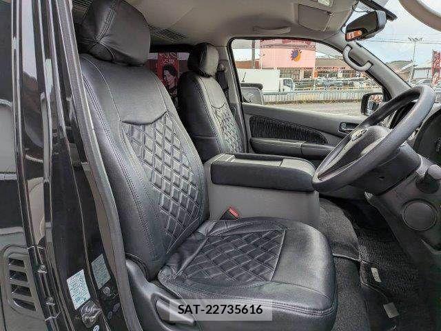 Nissan NV350 Caravan 2017-07 7217894-7
