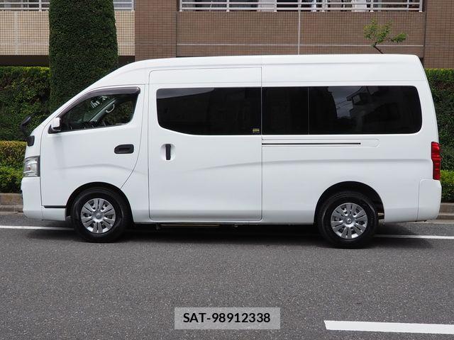 Nissan NV350 Caravan 2016-02 7216559-27