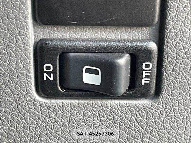 Nissan NV350 Caravan 2020-01 7223174-11
