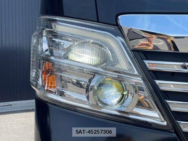 Nissan NV350 Caravan 2020-01 7223174-17