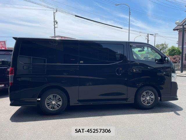 Nissan NV350 Caravan 2020-01 7223174-22