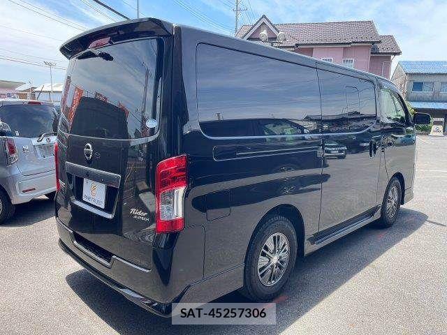 Nissan NV350 Caravan 2020-01 7223174-23