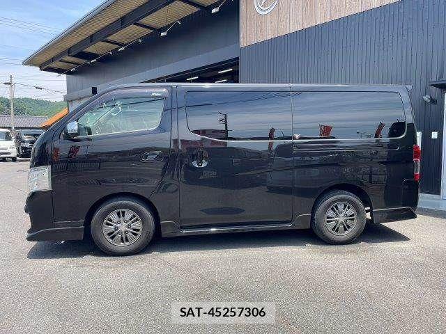 Nissan NV350 Caravan 2020-01 7223174-26