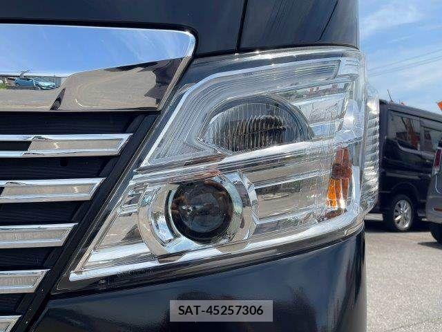 Nissan NV350 Caravan 2020-01 7223174-27