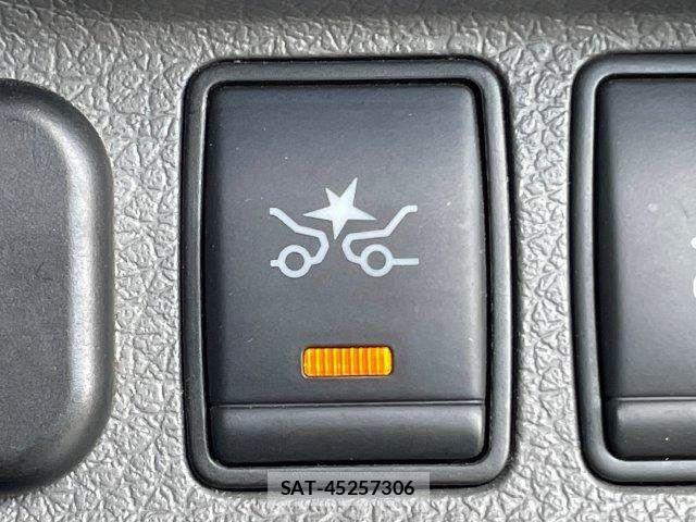 Nissan NV350 Caravan 2020-01 7223174-8