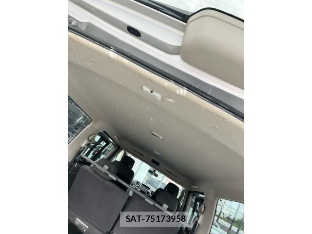 Nissan NV350 Caravan 2017-05 7223169-14