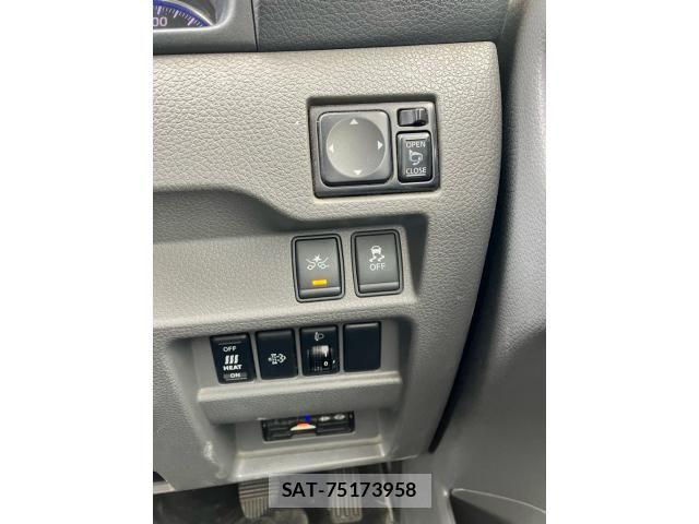 Nissan NV350 Caravan 2017-05 7223169-16