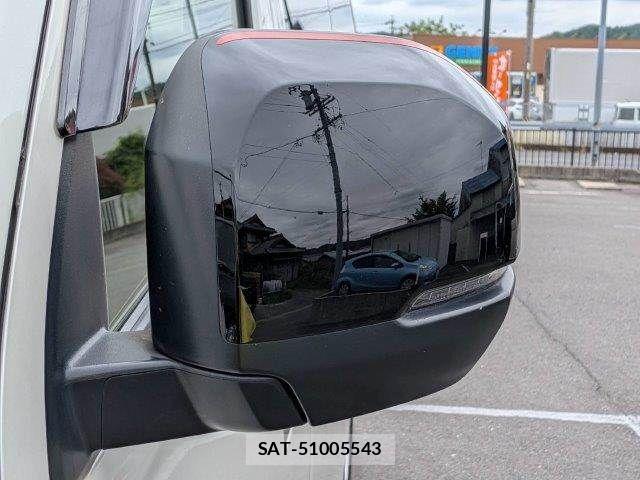 Nissan NV350 Caravan 2021-03 7223182-26