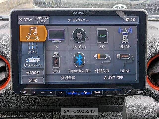 Nissan NV350 Caravan 2021-03 7223182-4