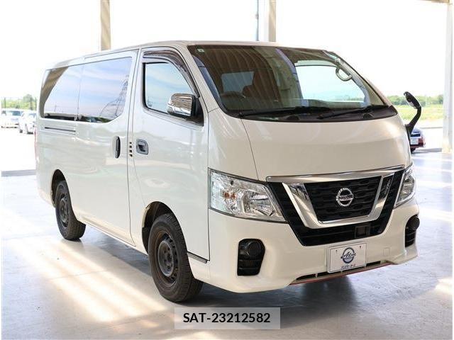 Nissan NV350 Caravan 2020-04 7223177-20