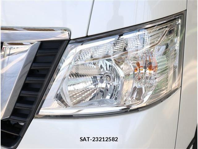 Nissan NV350 Caravan 2020-04 7223177-24