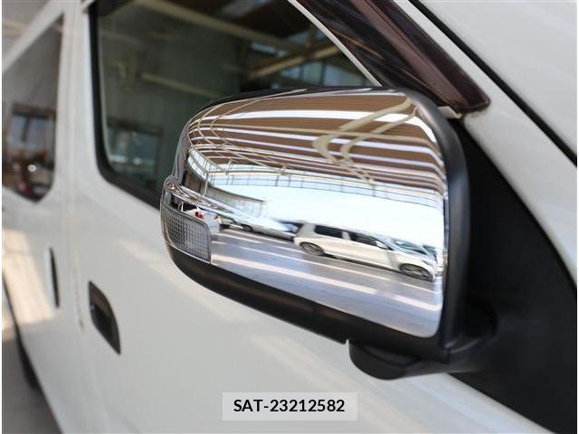 Nissan NV350 Caravan 2020-04 7223177-29