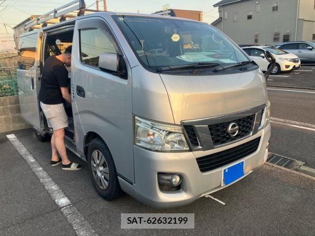 Nissan NV350 Caravan 2014-03 7223165-1