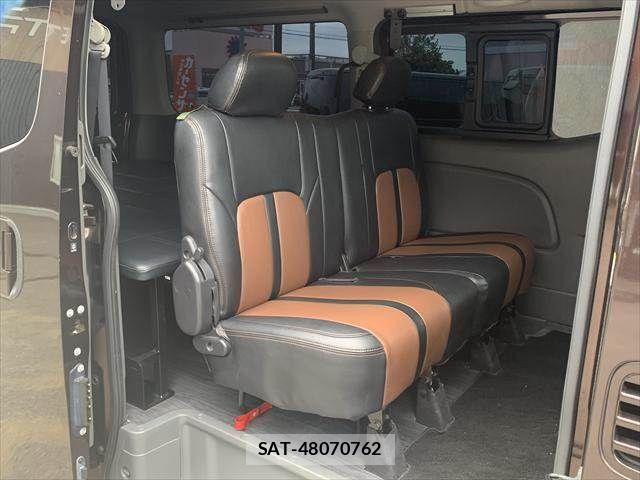 Nissan NV350 Caravan 2017-06 7223172-9
