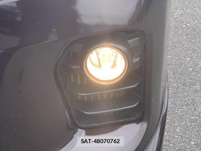 Nissan NV350 Caravan 2017-06 7223172-13