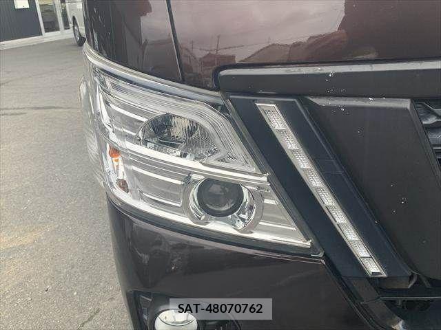 Nissan NV350 Caravan 2017-06 7223172-23