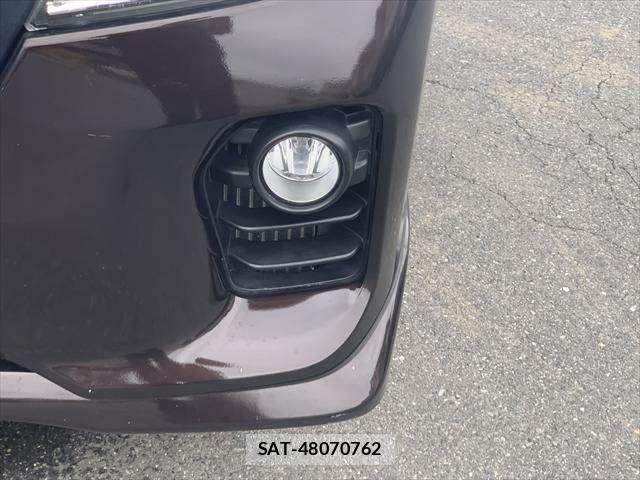 Nissan NV350 Caravan 2017-06 7223172-24