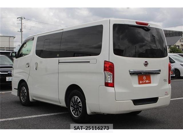 Nissan NV350 Caravan 2018-01 7223171-11
