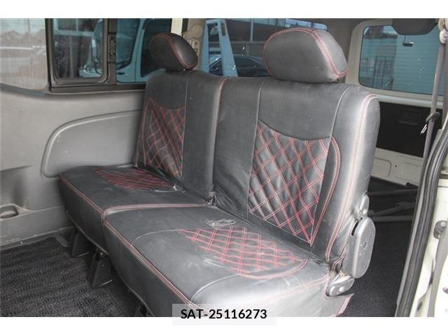 Nissan NV350 Caravan 2018-01 7223171-23