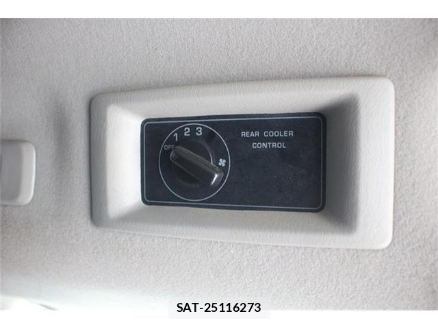 Nissan NV350 Caravan 2018-01 7223171-5