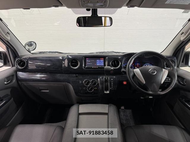 Nissan NV350 Caravan 2014-12 7223168-1