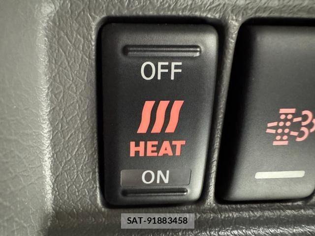 Nissan NV350 Caravan 2014-12 7223168-21
