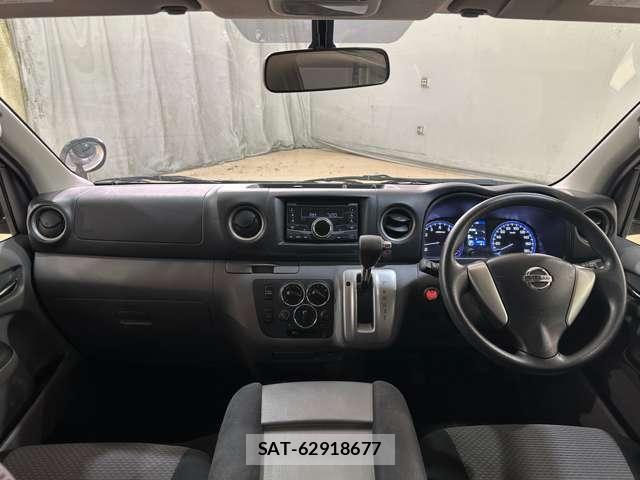 Nissan NV350 Caravan 2016-09 7223170-15