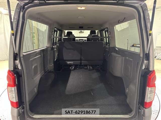 Nissan NV350 Caravan 2016-09 7223170-18
