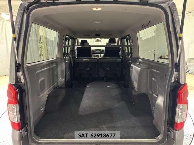 Nissan NV350 Caravan 2016-09 7223170-20