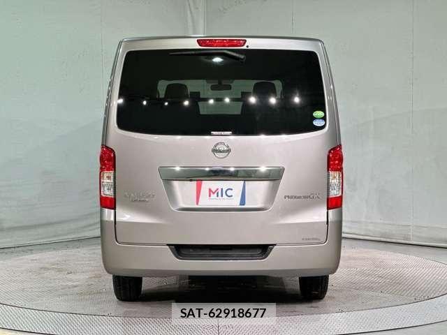 Nissan NV350 Caravan 2016-09 7223170-5