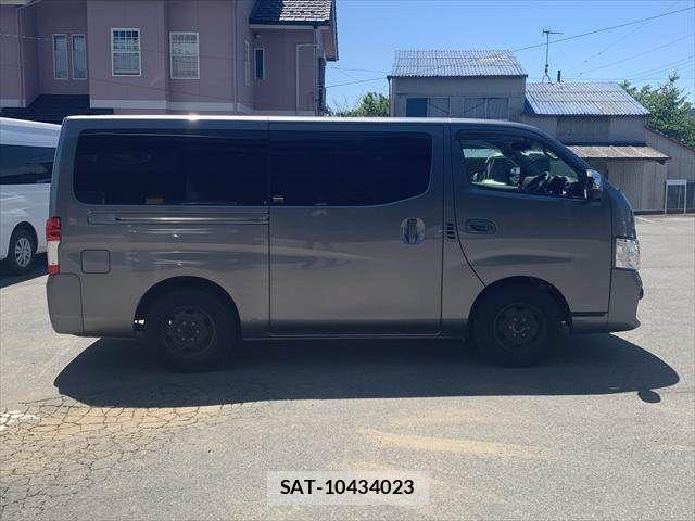 Nissan NV350 Caravan 2021-08 7223180-17