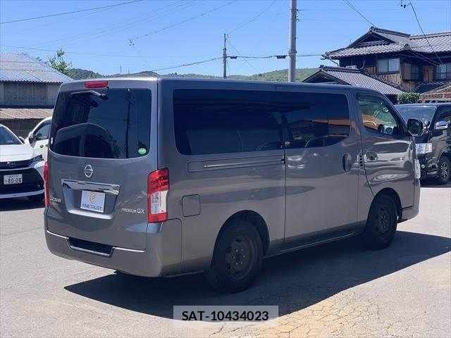 Nissan NV350 Caravan 2021-08 7223180-18