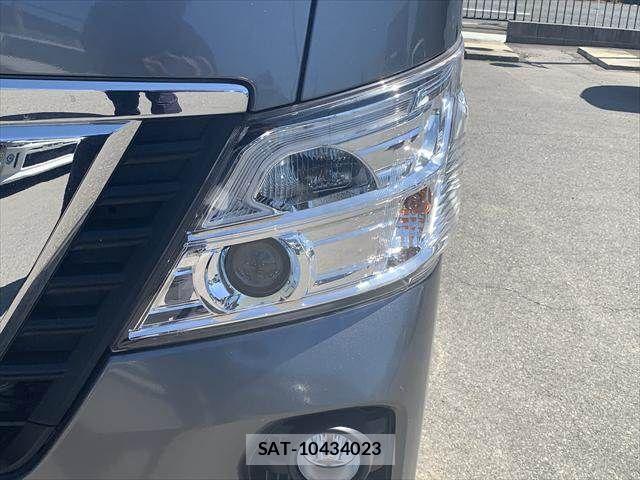 Nissan NV350 Caravan 2021-08 7223180-22