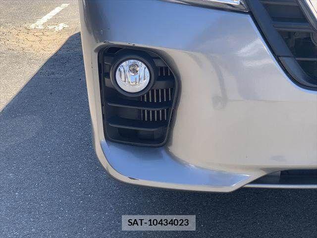 Nissan NV350 Caravan 2021-08 7223180-25