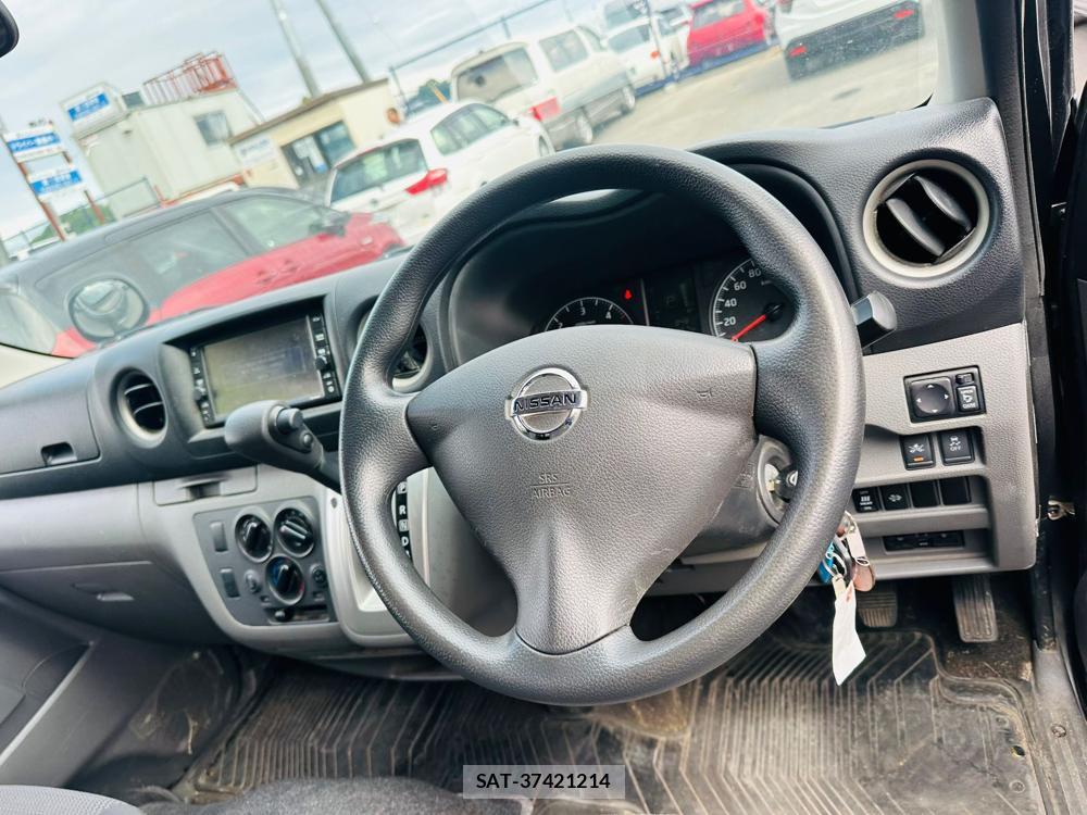 Nissan NV350 Caravan 2020 7193919-14
