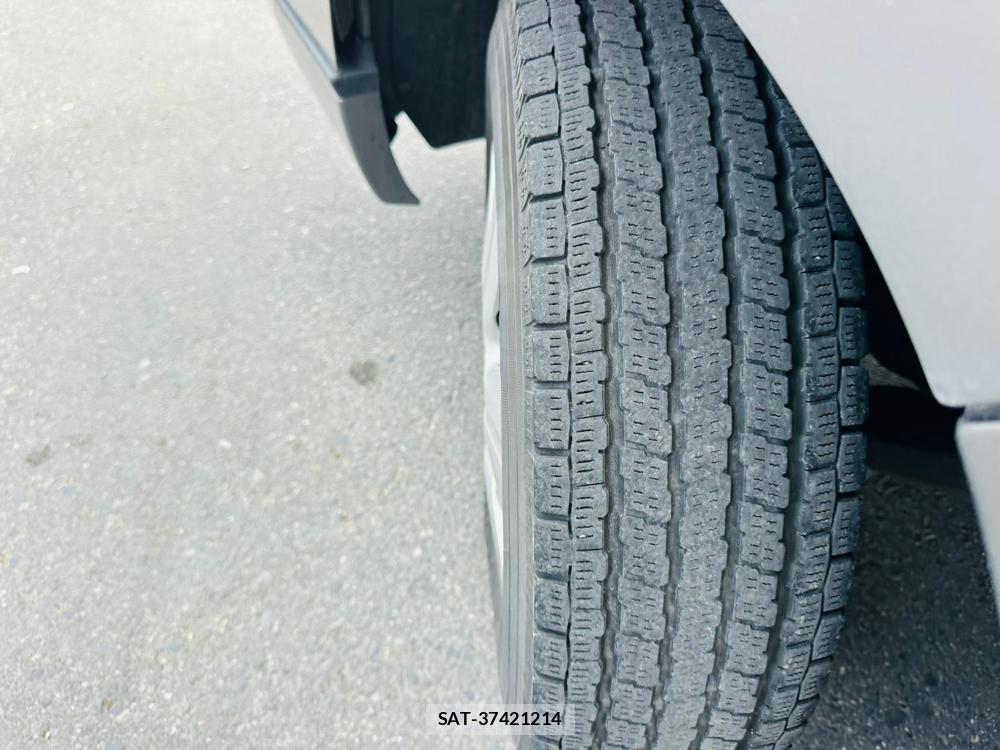 Nissan NV350 Caravan 2020 7193919-32