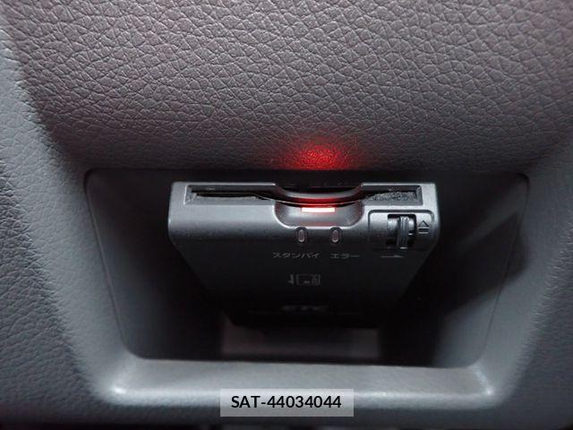 Nissan NV350 Caravan 2015-05 7251820-27