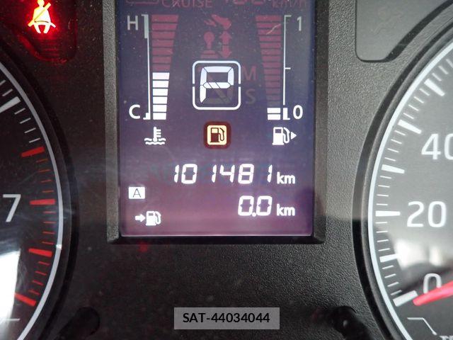 Nissan NV350 Caravan 2015-05 7251820-8