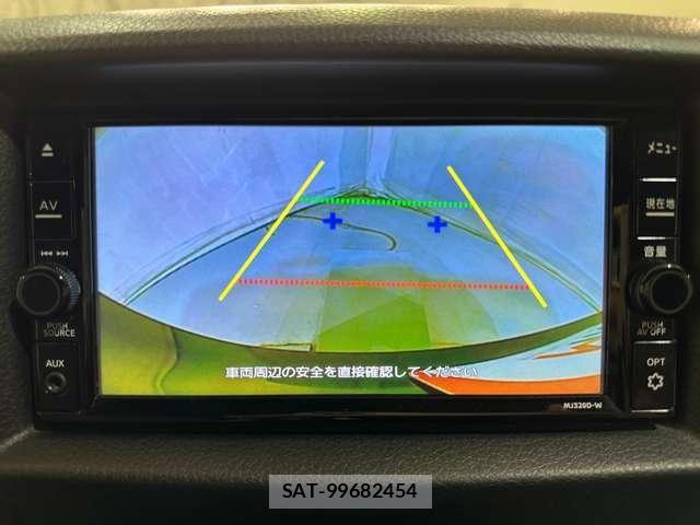 Nissan NV350 Caravan 2021-03 7272612-20