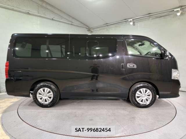 Nissan NV350 Caravan 2021-03 7272612-3