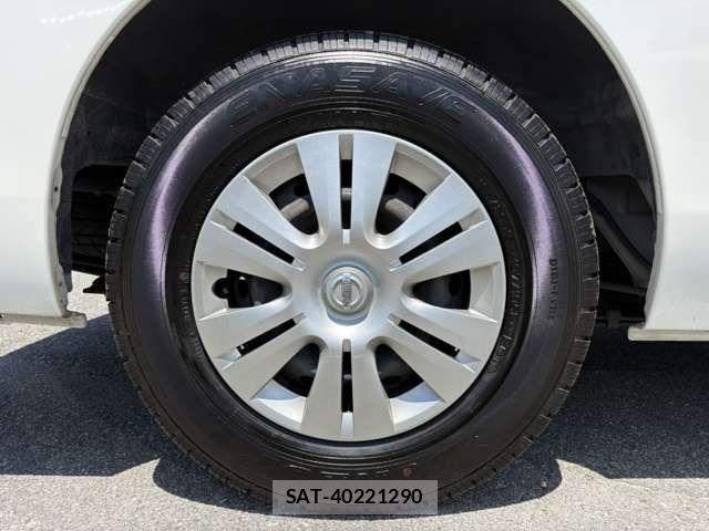 Nissan NV350 Caravan 2019-03 7272608-10
