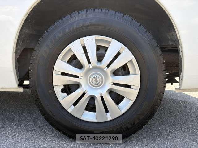 Nissan NV350 Caravan 2019-03 7272608-11