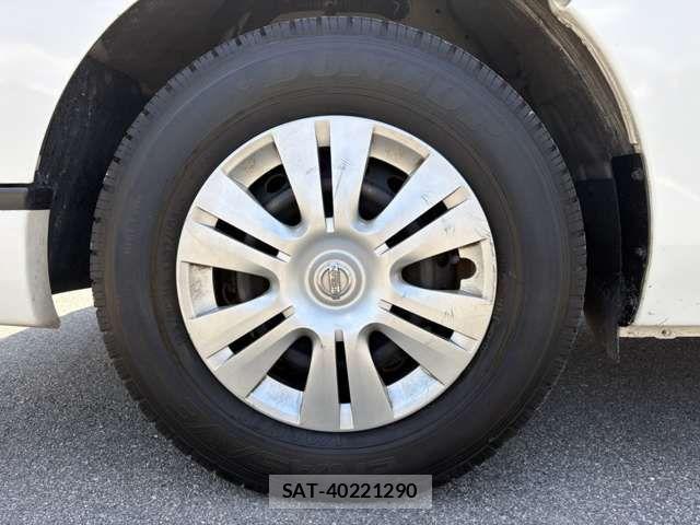 Nissan NV350 Caravan 2019-03 7272608-12