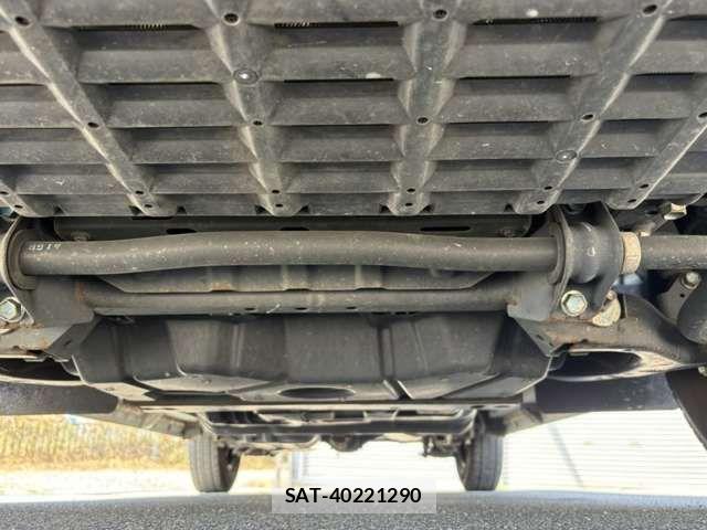Nissan NV350 Caravan 2019-03 7272608-13
