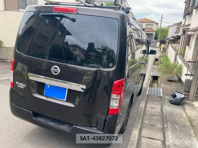 Nissan NV350 Caravan 2017-02 7329098-2