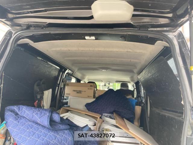 Nissan NV350 Caravan 2017-02 7329098-5
