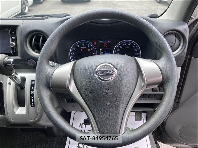 Nissan NV350 Caravan 2019-03 7329093-16