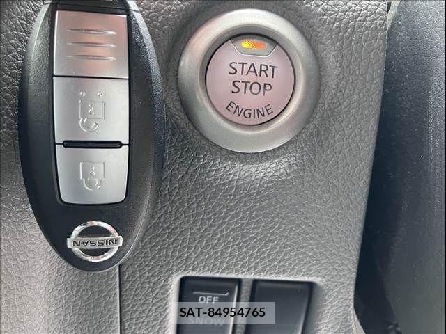 Nissan NV350 Caravan 2019-03 7329093-18