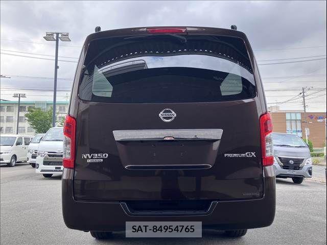Nissan NV350 Caravan 2019-03 7329093-2