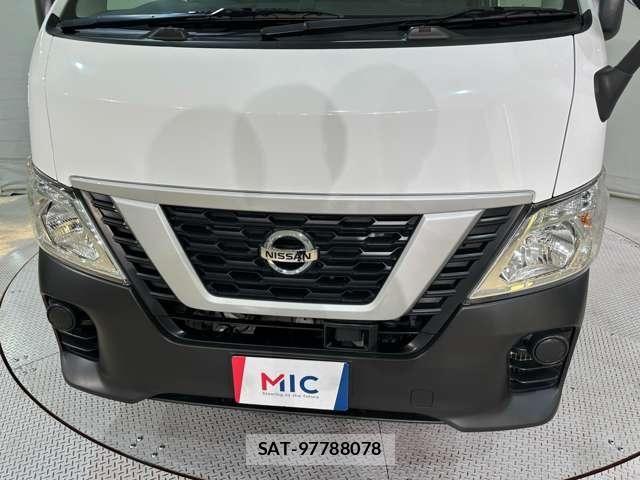 Nissan NV350 Caravan 2018-03 7359187-21